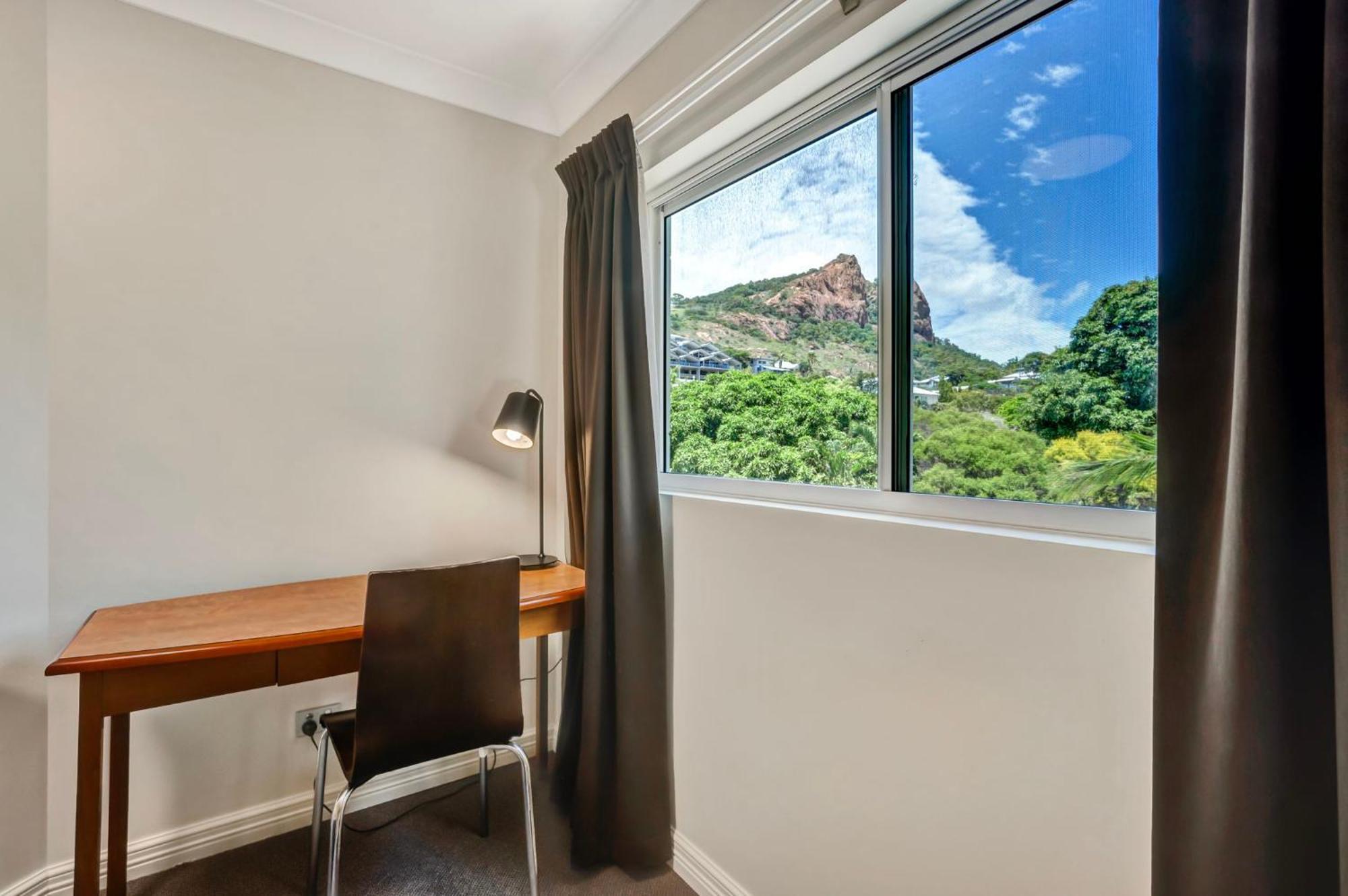 City Oasis Inn Townsville, Surestay Collection By BW Exterior photo